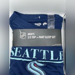 NHL Krakken Men’s Pajama Logo Set Small Athletic Wear Lounge Game Day Gear